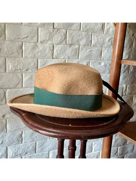 Vintage Capo Feathered Tan Wool Hat + Ribbon Hatband - Picture 5 of 10